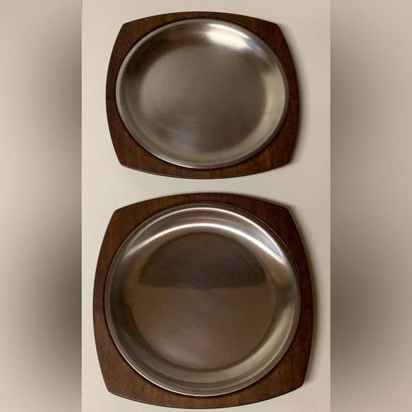 Set of 2 Vintage Mid Century Modern Genuine Walnut Steel Sizzler Plates - Picture 2 of 16